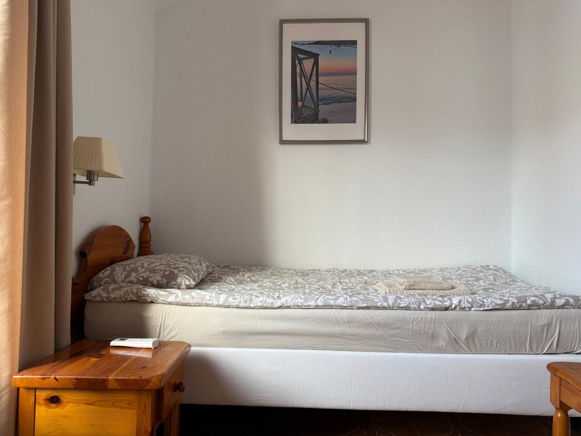 Sunny 2-Bedroom Apartment In Parque Santiago II Playa de las Americas  Exterior photo